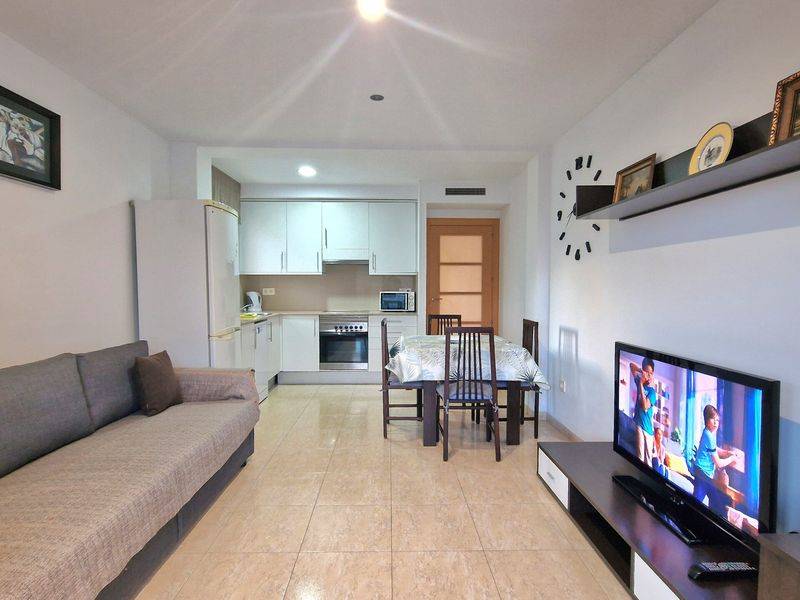 Apartment with tourist license in Lloret de Mar, Sea Views