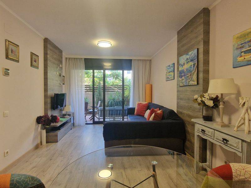 Apartment Bonito with Terrace in Lloret de Mar -go2lloret