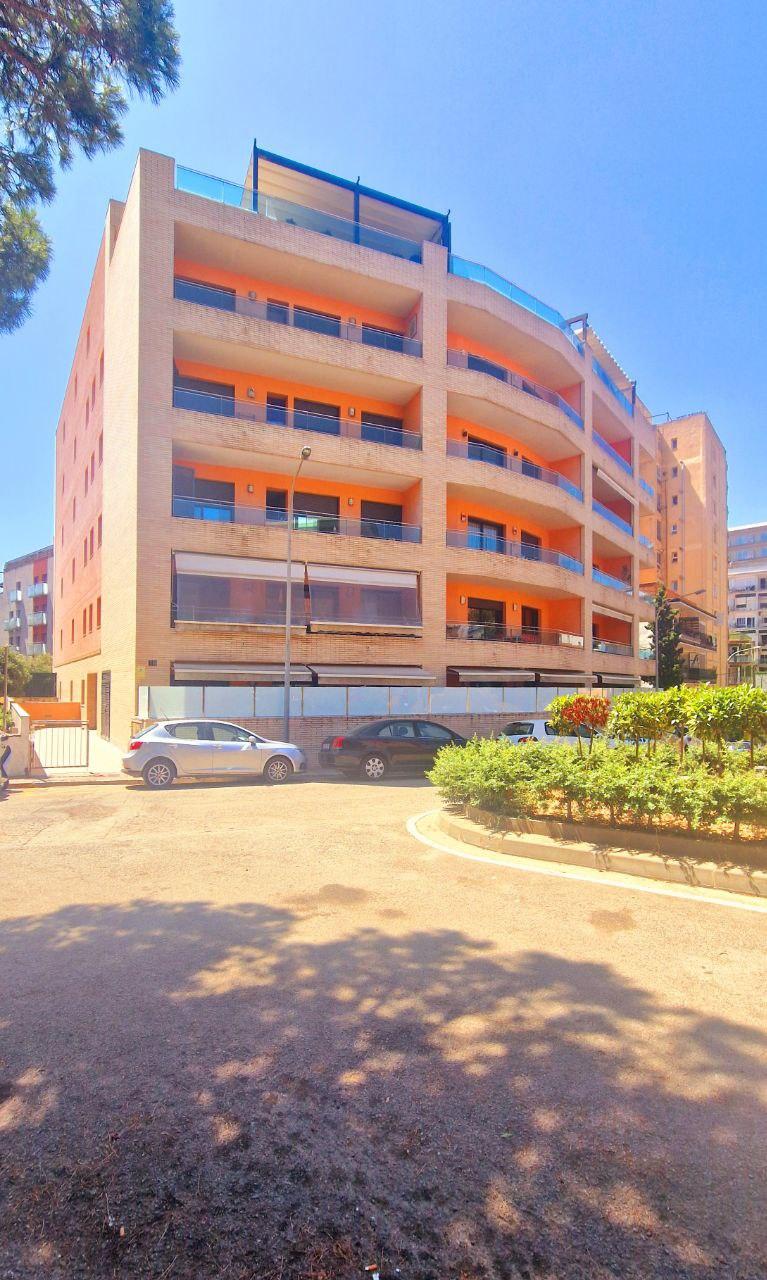🏡 Cozy Apartment in the Heart of Lloret de Mar — Near the Beach!
