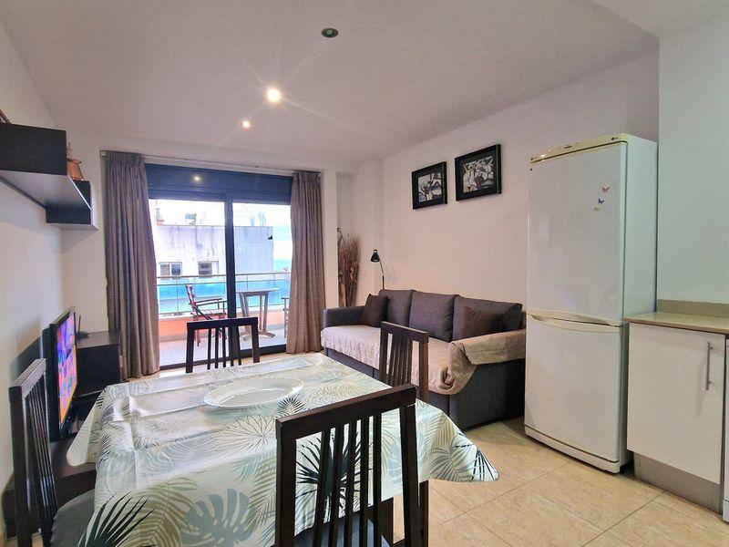 Apartment with tourist license in Lloret de Mar, Sea Views