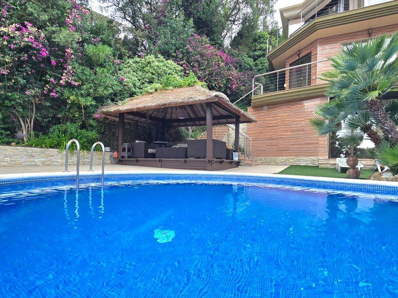 Villa with Panoramic Sea Views & Rental License – Costa Brava