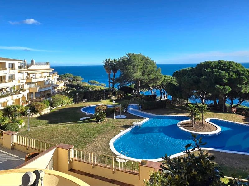 FOR SALE — Apartment with Sea View in Sant Feliu de Guíxols