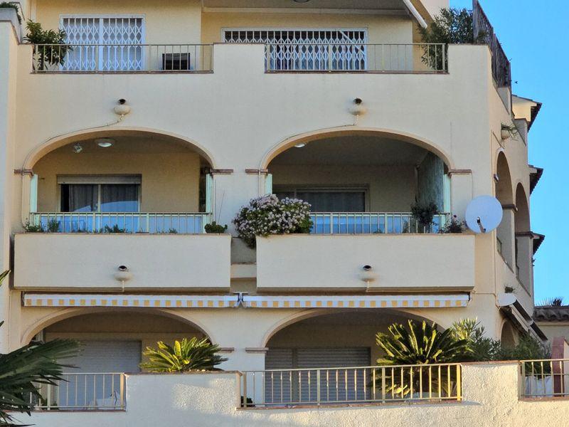 FOR SALE — Apartment with Sea View in Sant Feliu de Guíxols