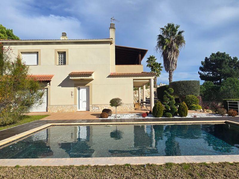 Detached Villa with Pool and Sea & Mountain Views in Pinares, Lloret de Mar