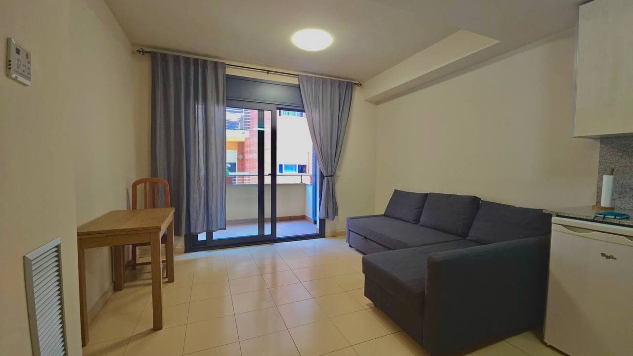  Acogedor Apartamento a 200 Metros de la Playa Principal en Lloret de Mar
