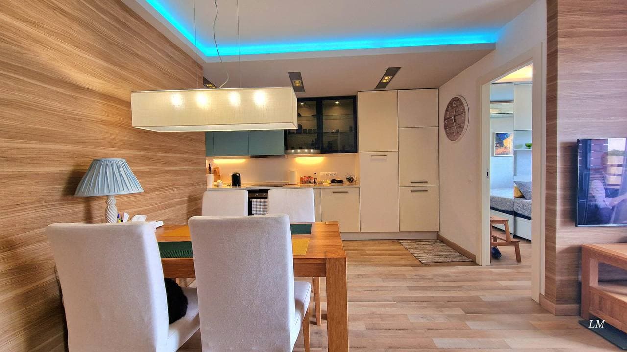 Bonito Apartmento con Piscina y Terraza