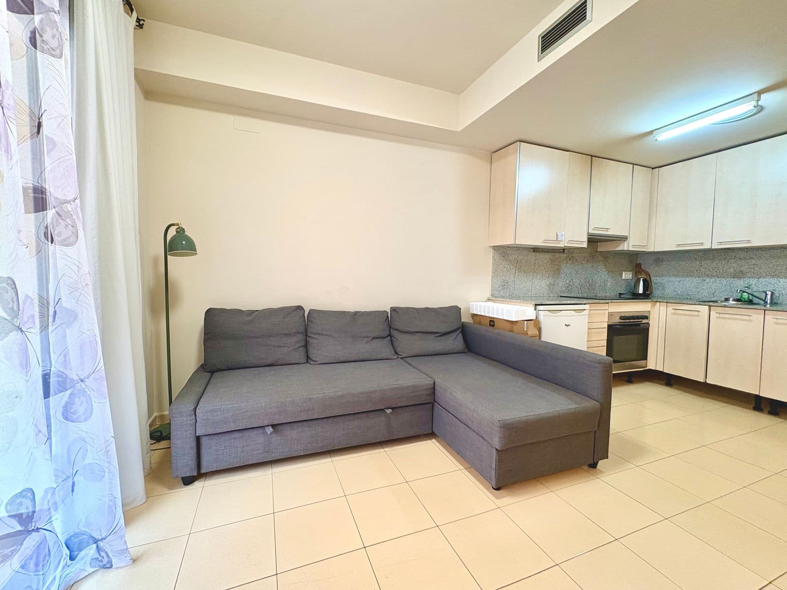 Acogedor Apartamento a 200 Metros de la Playa Principal en Lloret de Mar