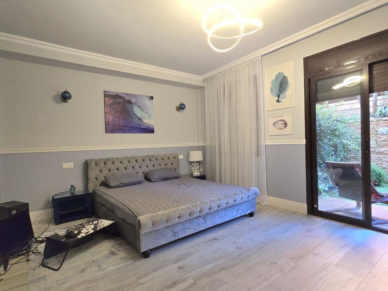 Apartamento en alquiler de larga estancia en Lloret de Mar, con piscina