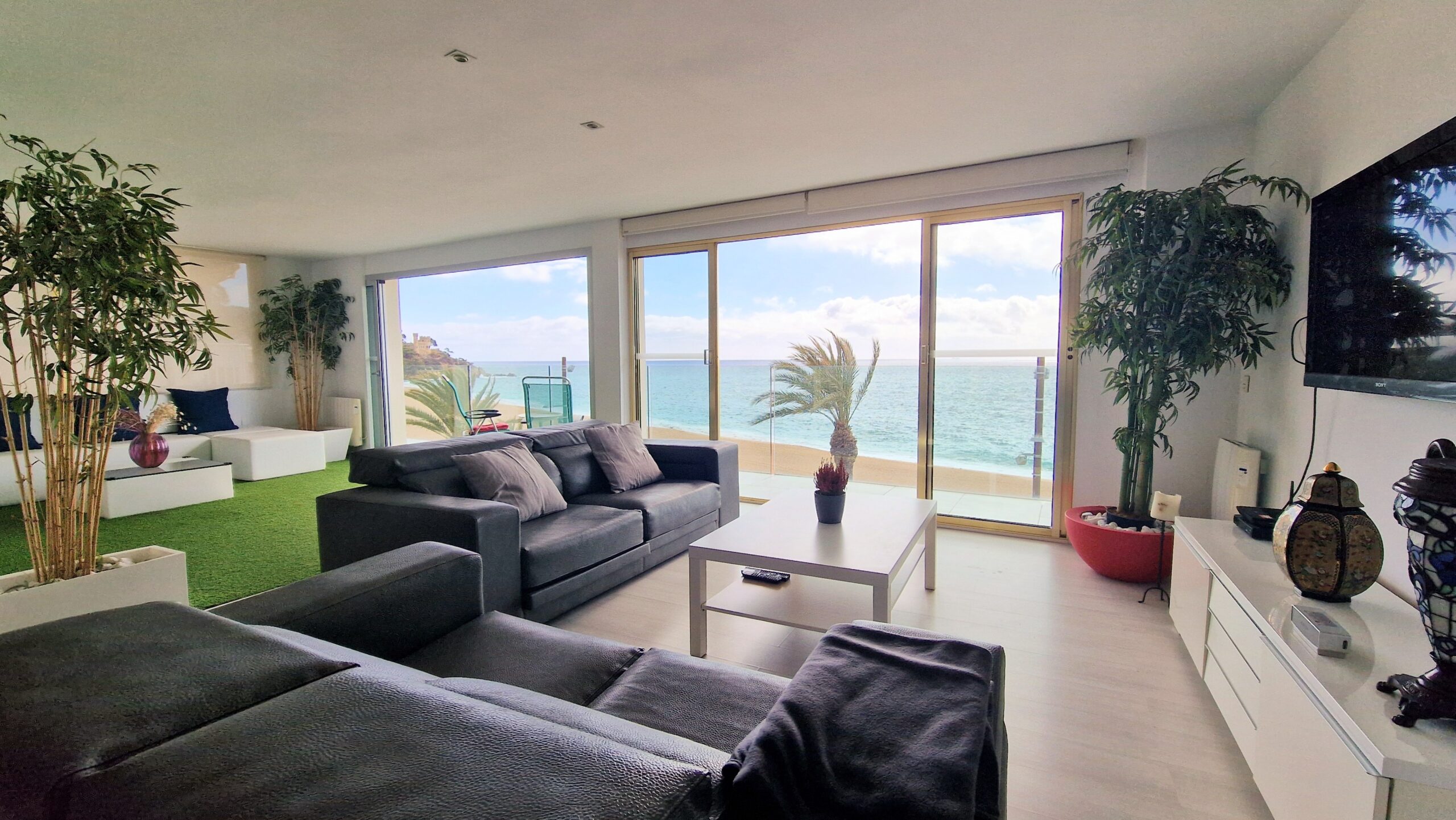 rent_a008_go2lloret3