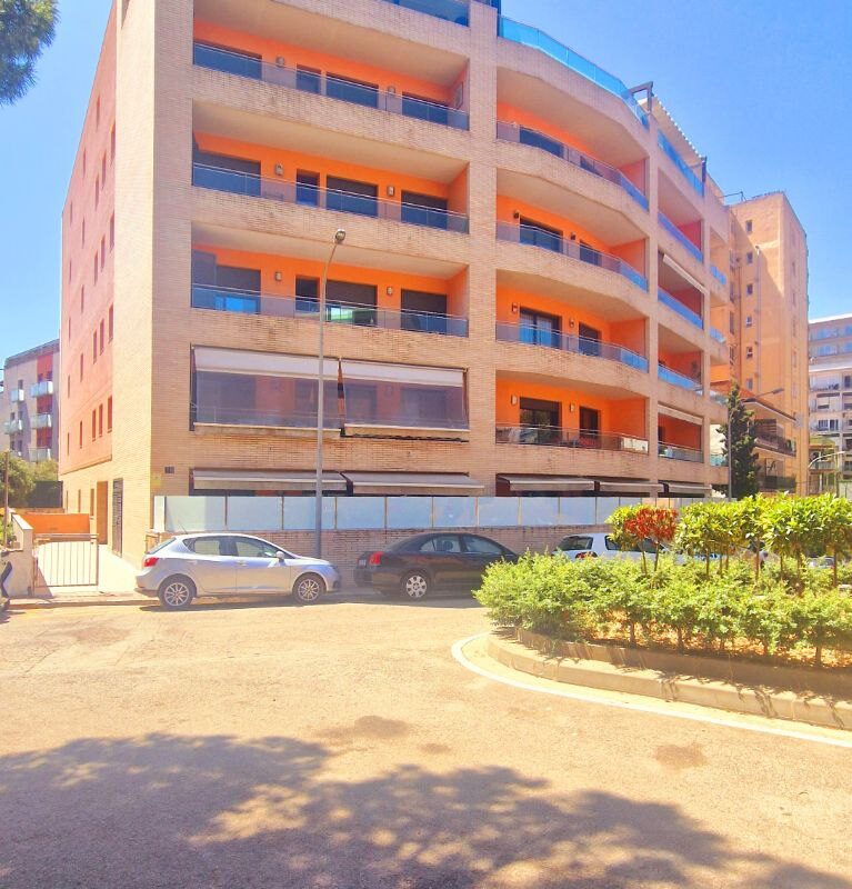 🏡 Cozy Apartment in the Heart of Lloret de Mar — Near the Beach!