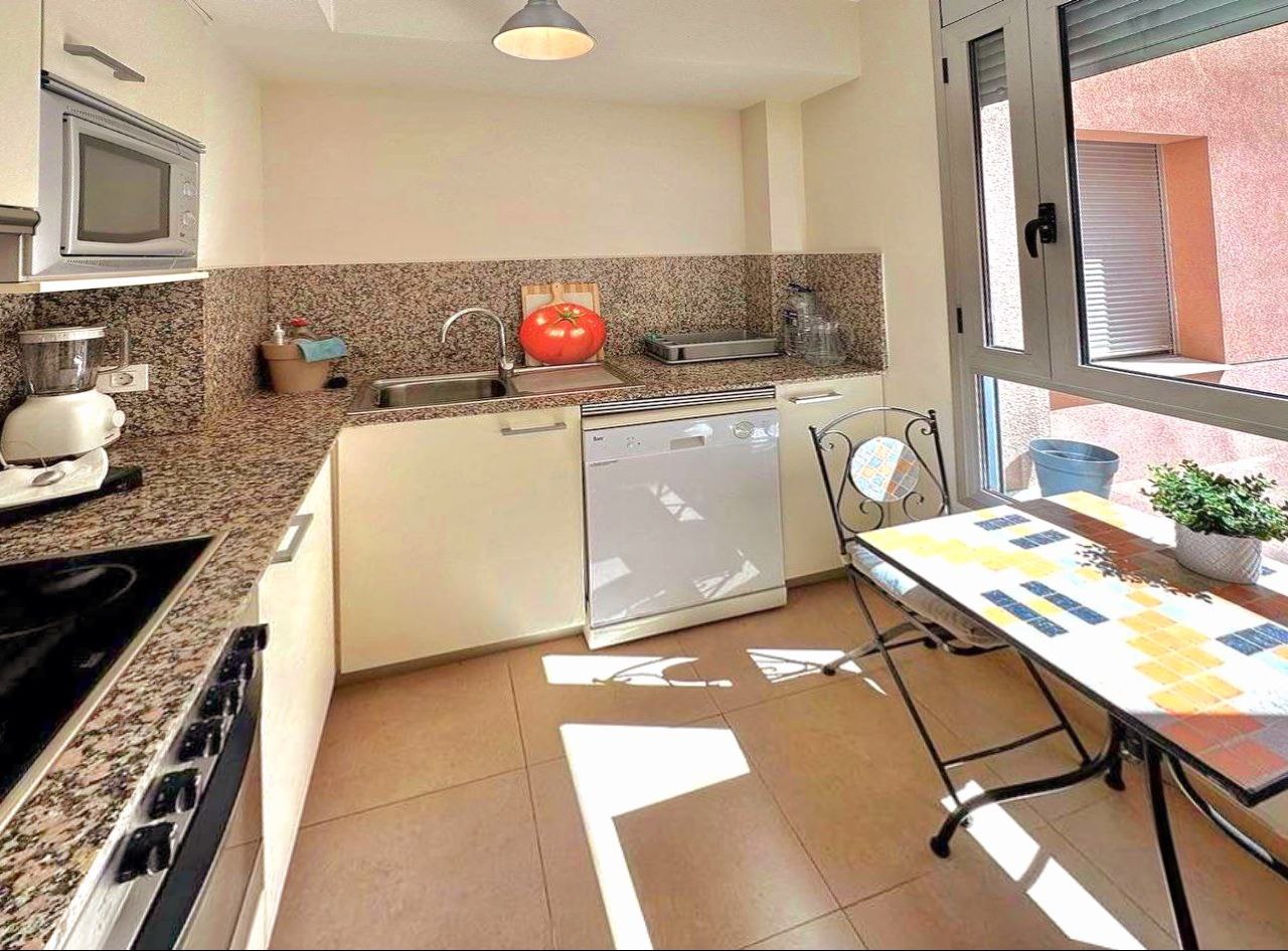 5915851000068031771_121