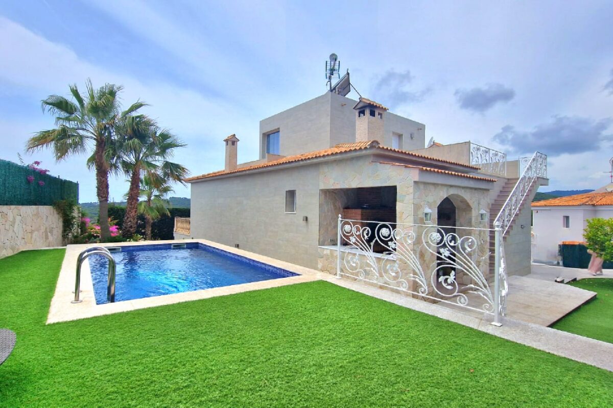Luxury Villa for Sale in Lloret de Mar — Costa Brava – Haruco