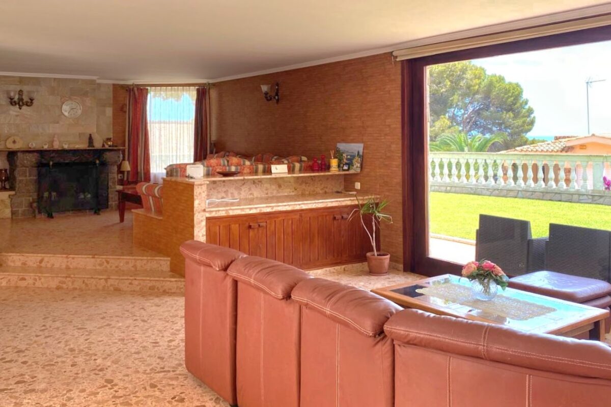 Villa Rental in Cala Sant Francesc – Costa Brava С080