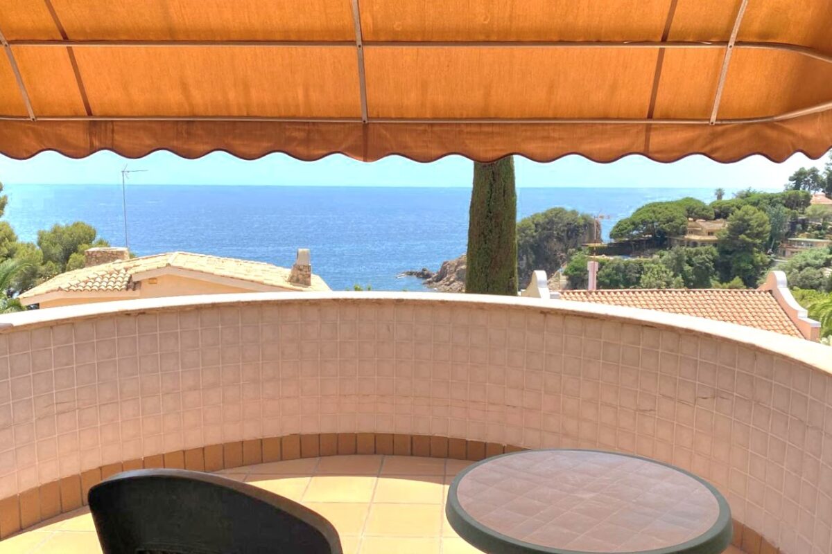 Villa Rental in Cala Sant Francesc – Costa Brava С080