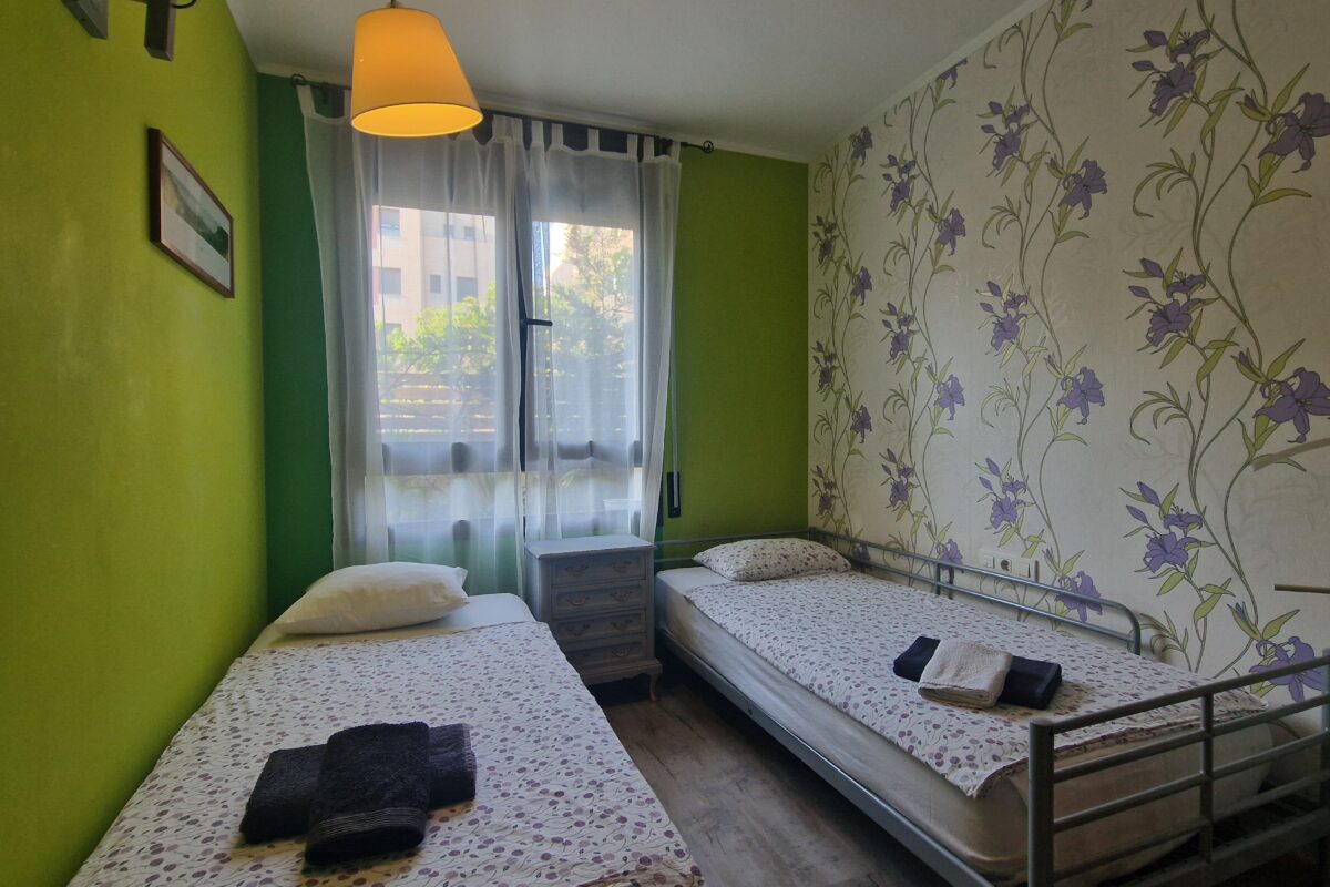 Apartment Bonito with Terrace in Lloret de Mar -go2lloret