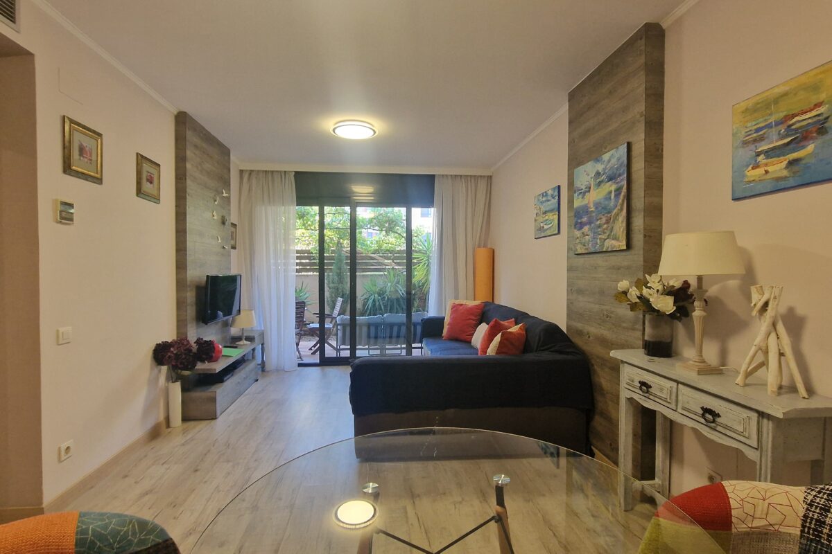 Apartment Bonito with Terrace in Lloret de Mar -go2lloret
