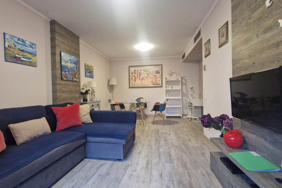 Apartment Bonito with Terrace in Lloret de Mar -go2lloret