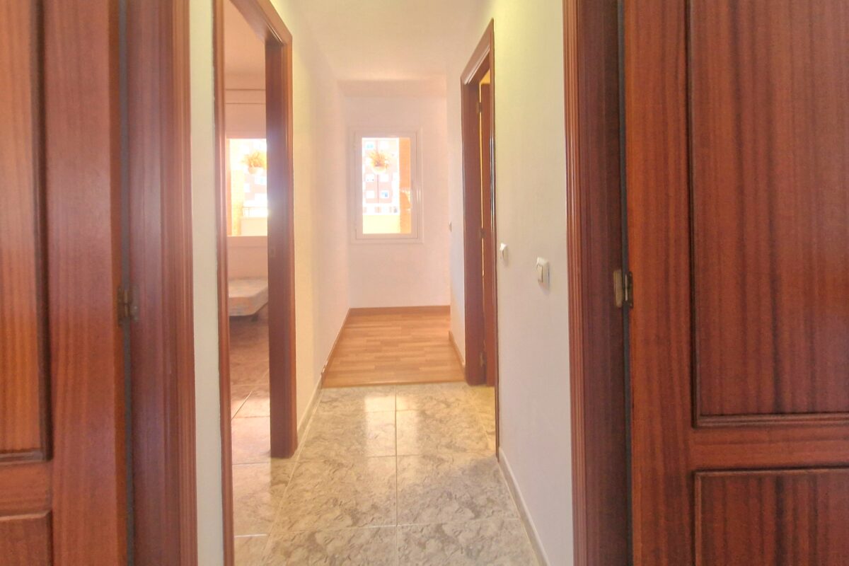 Spacious 4-Bedroom Apartment – Lloret de Mar