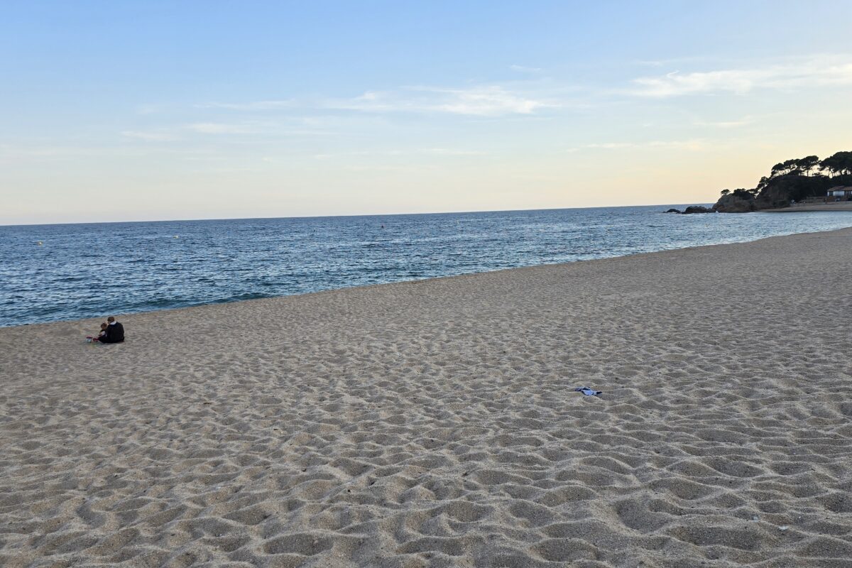 For Sale: Apartment with Terrace & Pool in Santa Clotilde