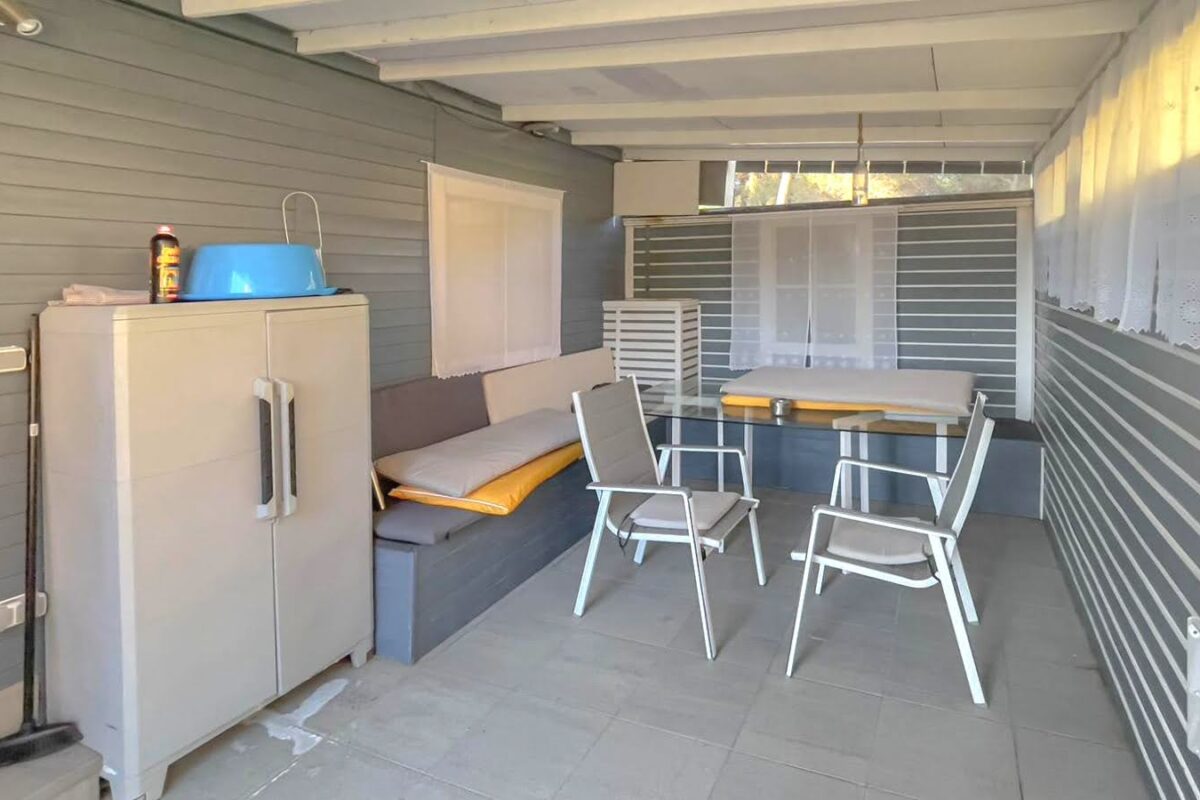 Beautiful House for Sale in Mas Romeu, Just 2 km from the Beach