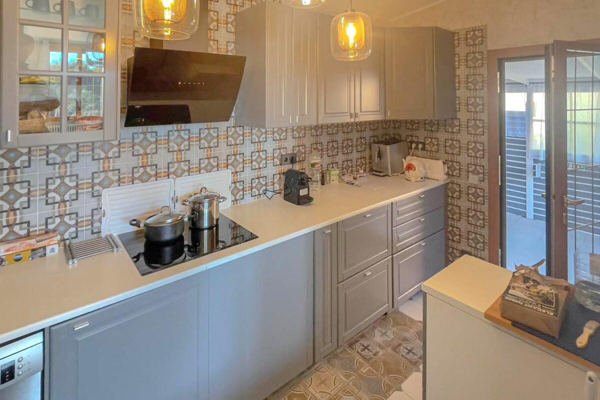 Beautiful House for Sale in Mas Romeu, Just 2 km from the Beach
