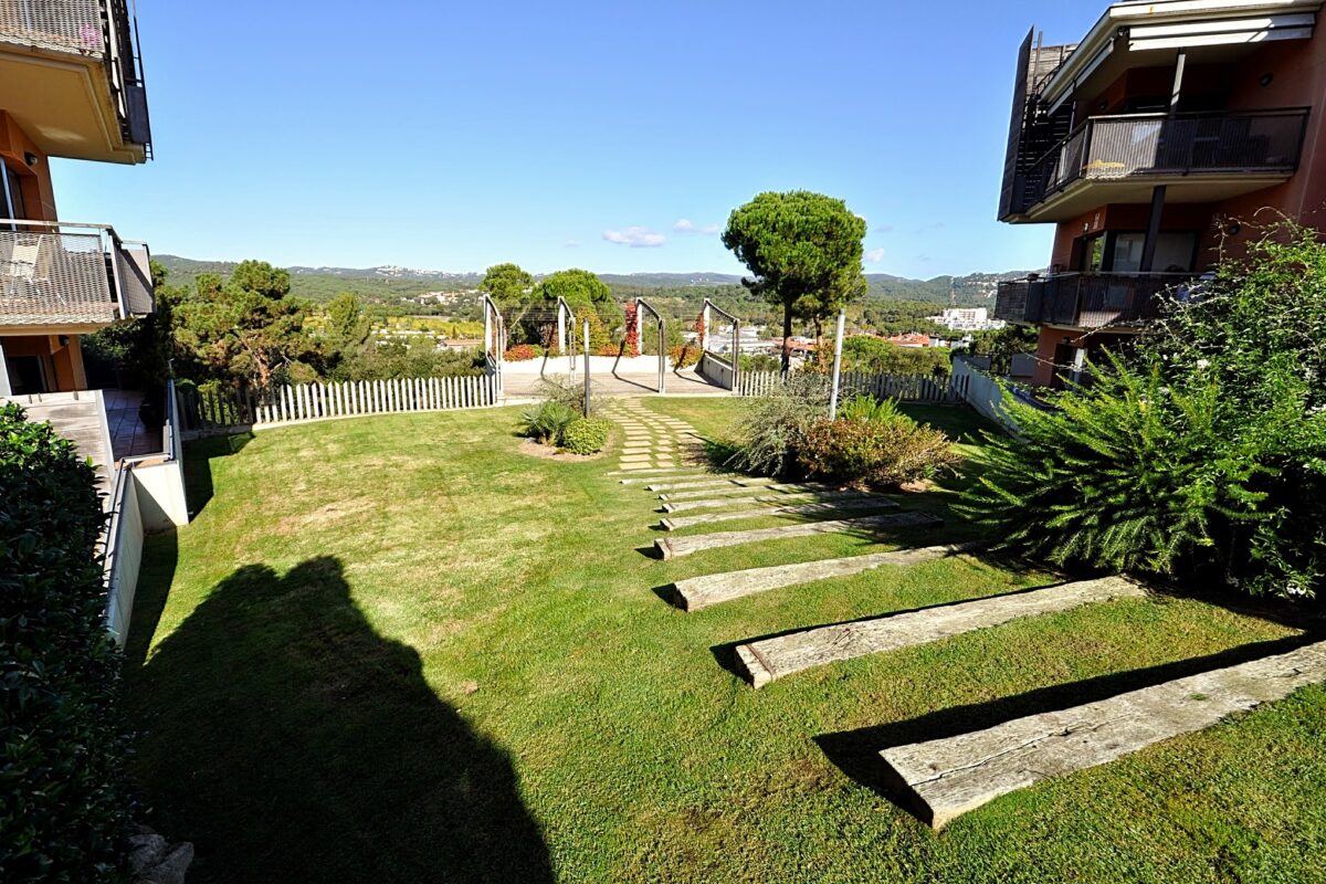 Ground-floor apartment with private garden in Lloret de Mar