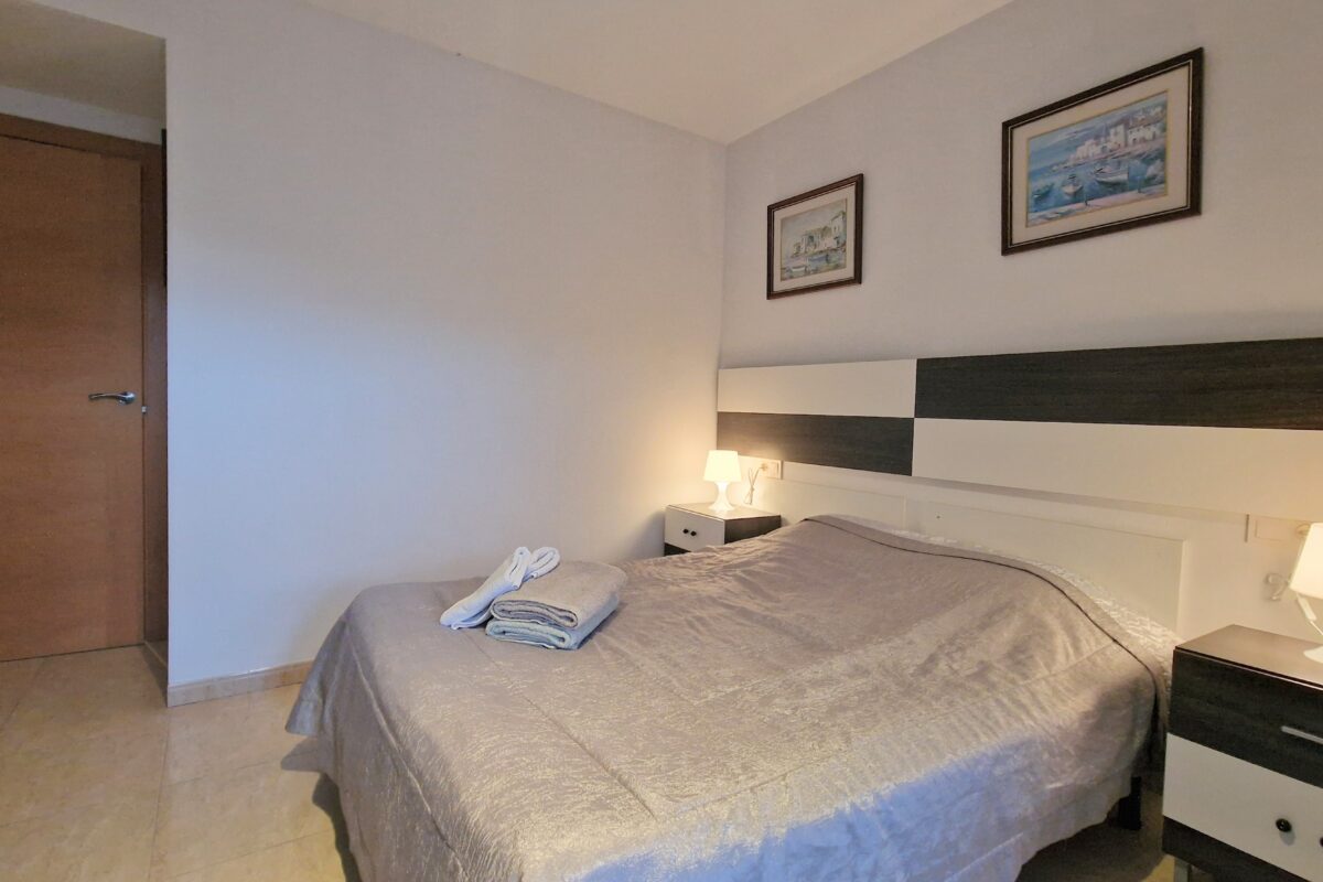 🏡 Cozy Apartment in the Heart of Lloret de Mar — Near the Beach!