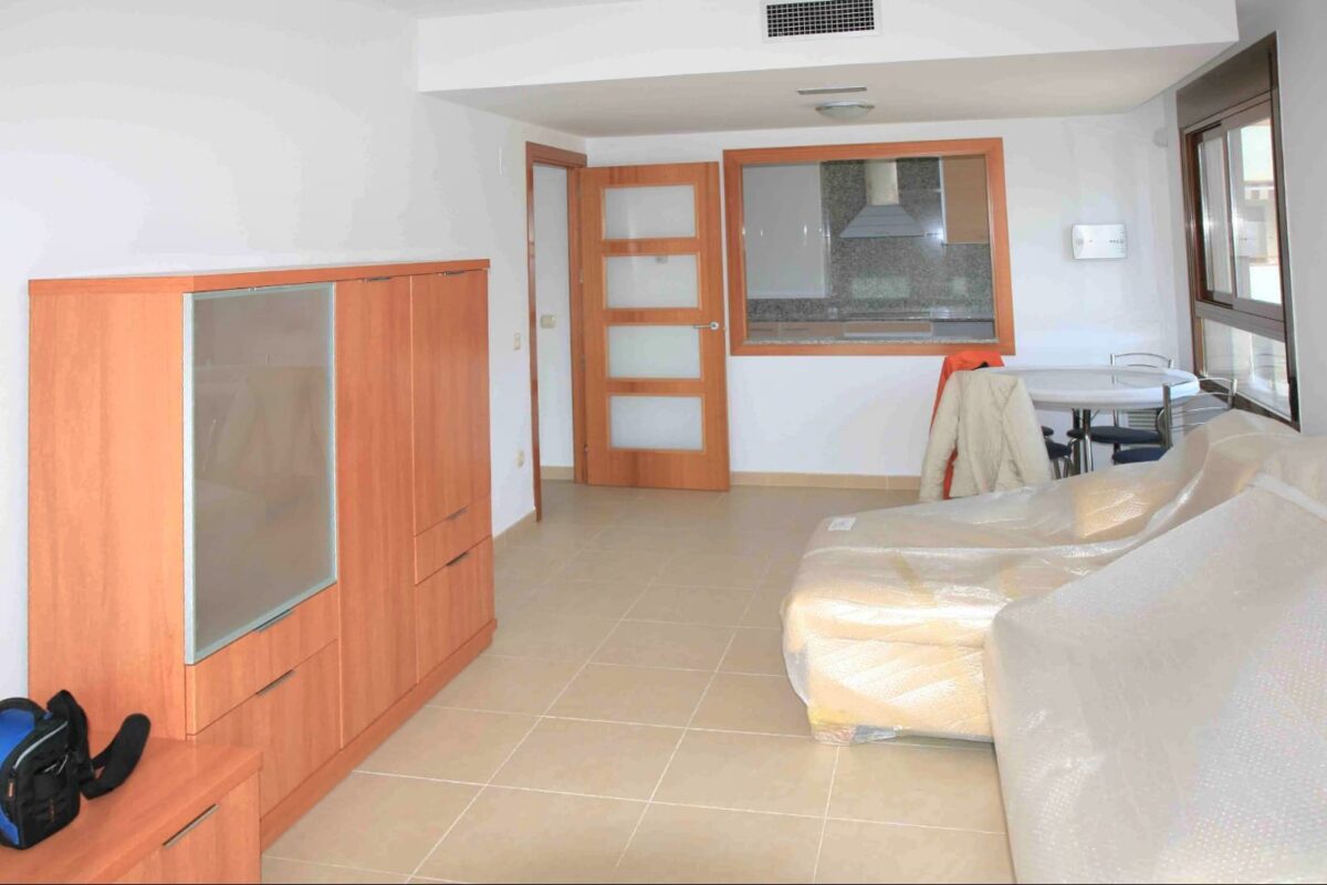 Modern Apartment with Pool and Parking in Lloret de Mar