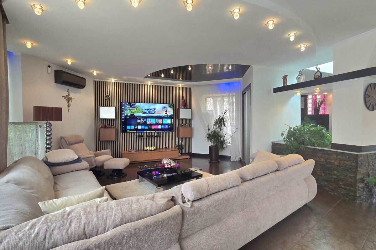 High-Yield Coastal Villa with Panoramic Sea Views & Rental License – Costa Brava