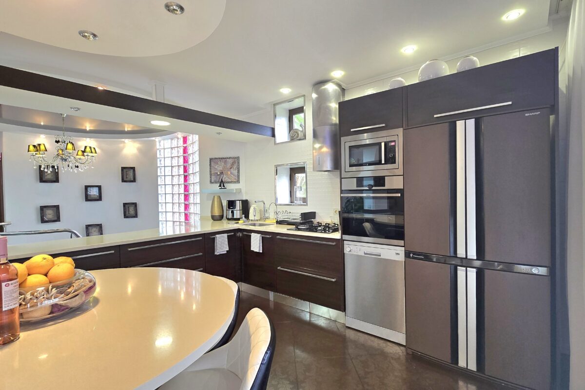 High-Yield Coastal Villa with Panoramic Sea Views & Rental License – Costa Brava