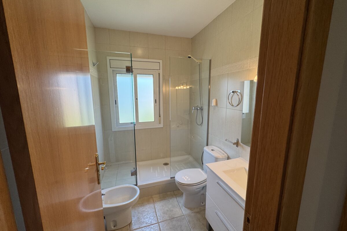 Detached House with Pool in Llinars del Vallès