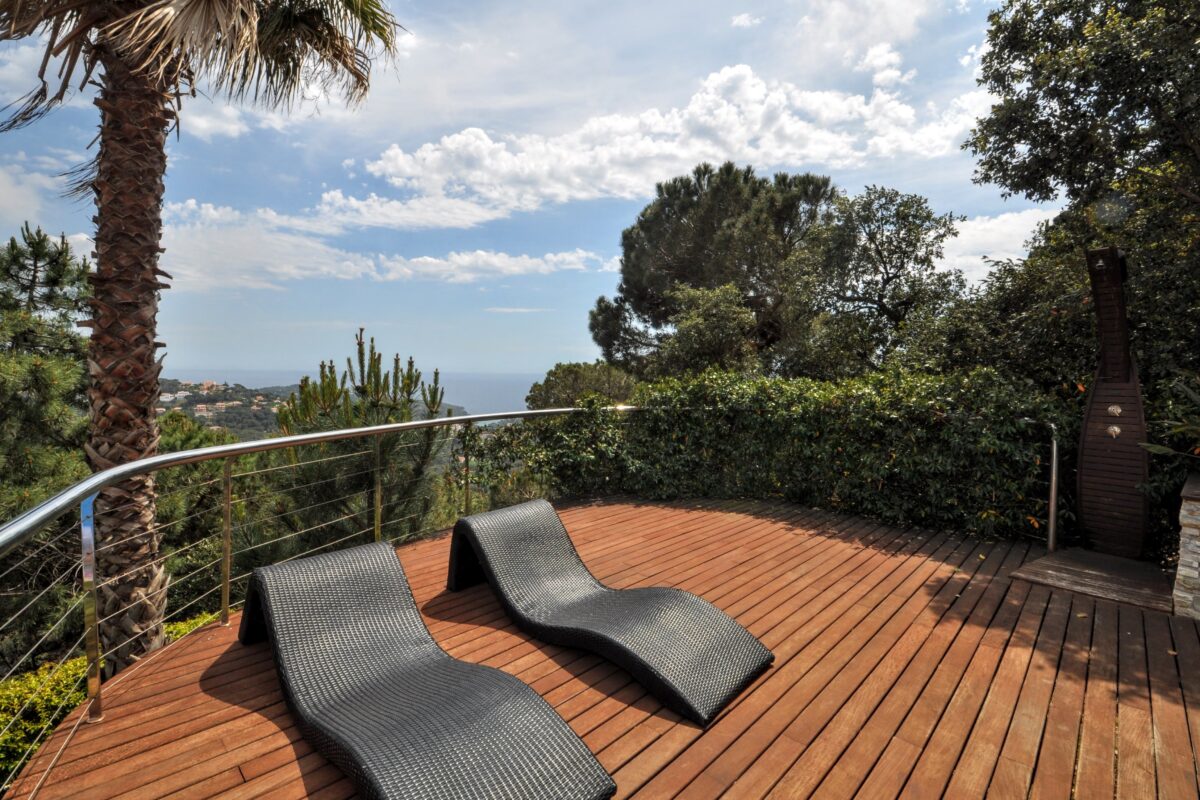 High-Yield Coastal Villa with Panoramic Sea Views & Rental License – Costa Brava