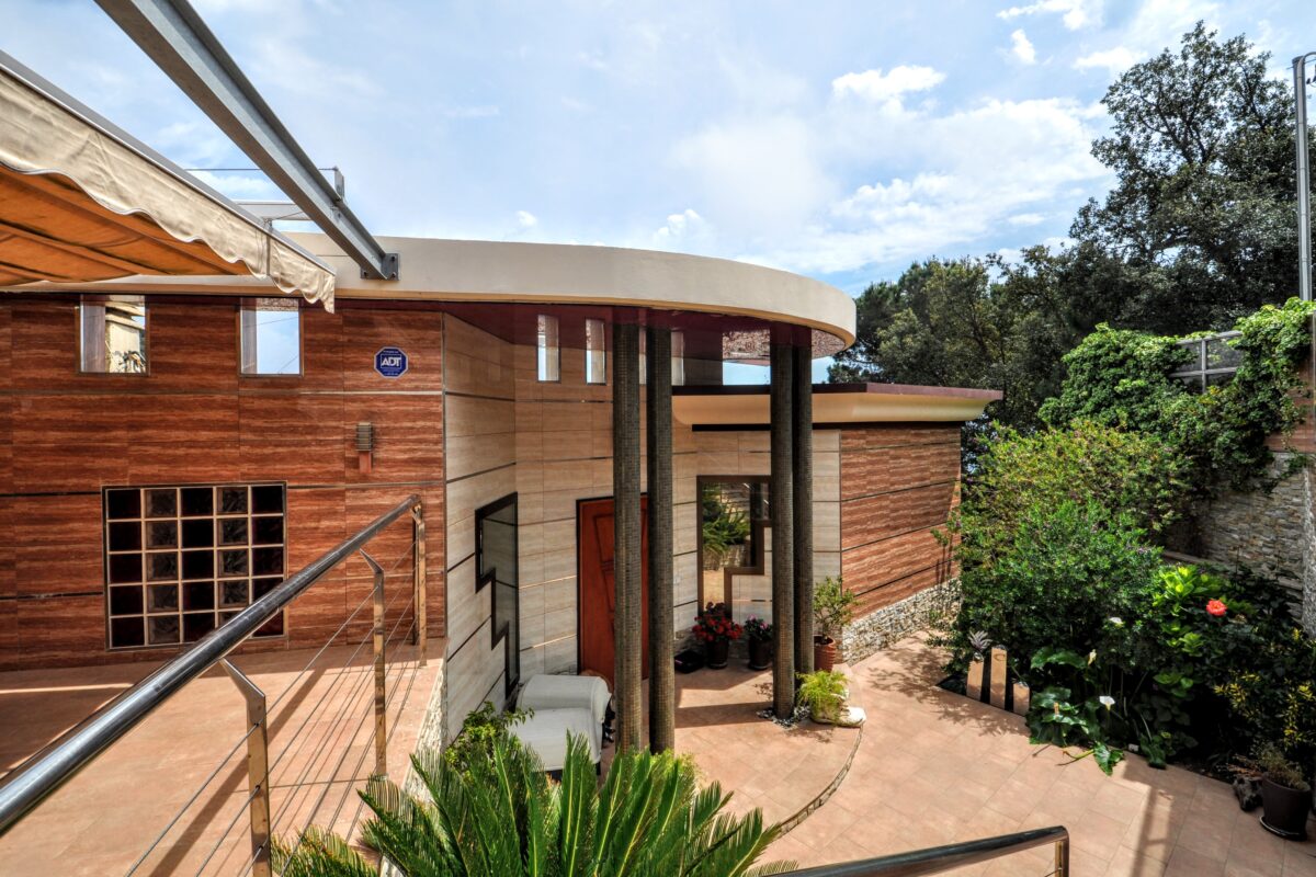 High-Yield Coastal Villa with Panoramic Sea Views & Rental License – Costa Brava