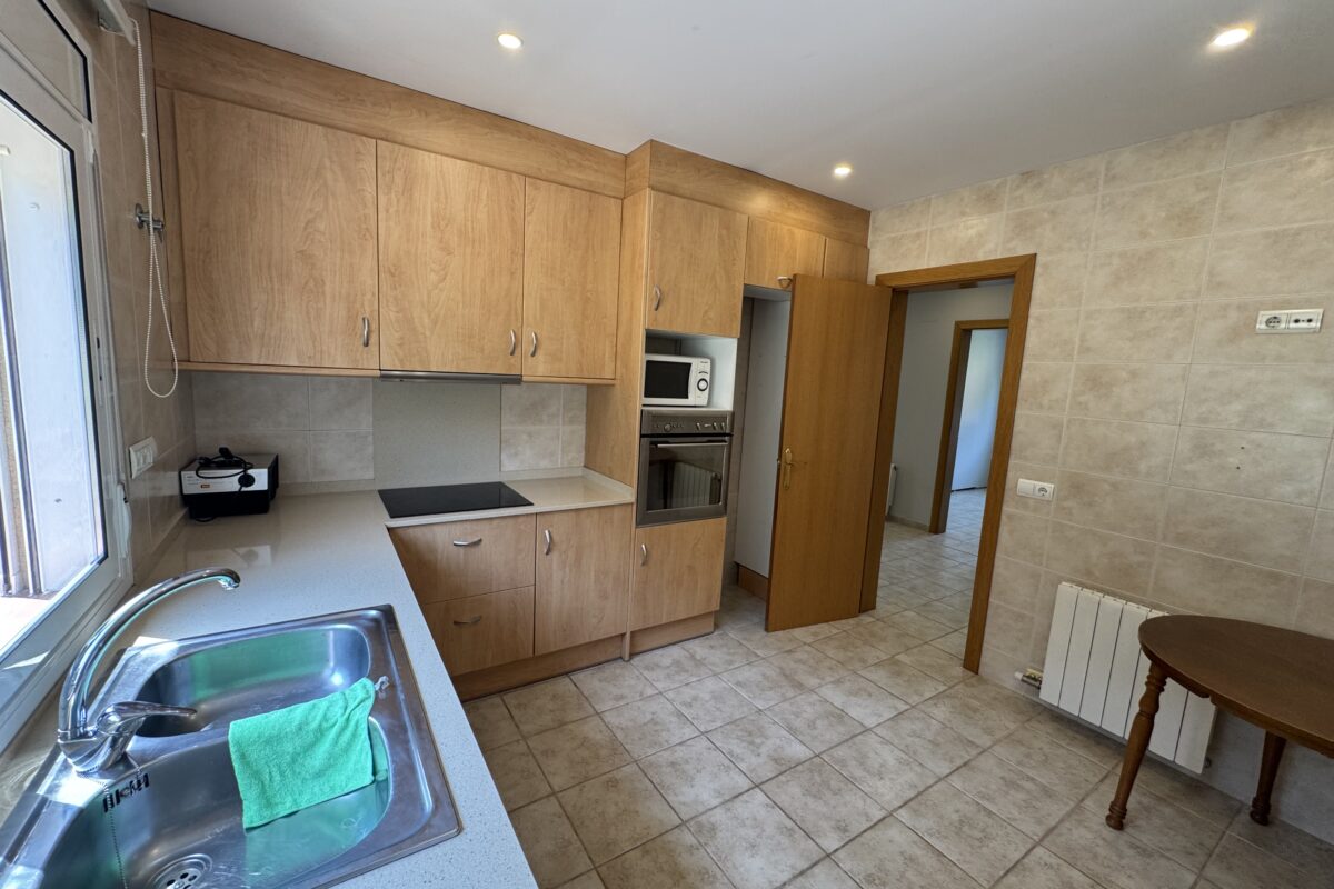 Detached House with Pool in Llinars del Vallès