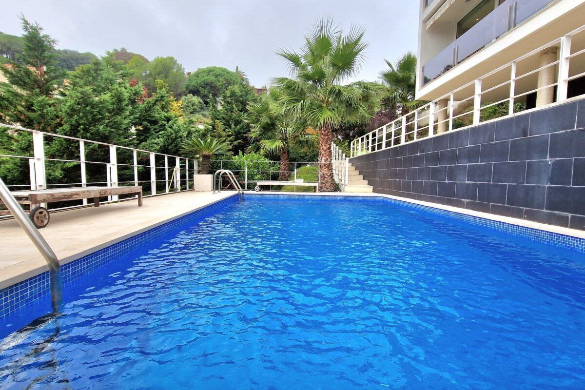 Sea View Villa for Sale in Lloret de Mar