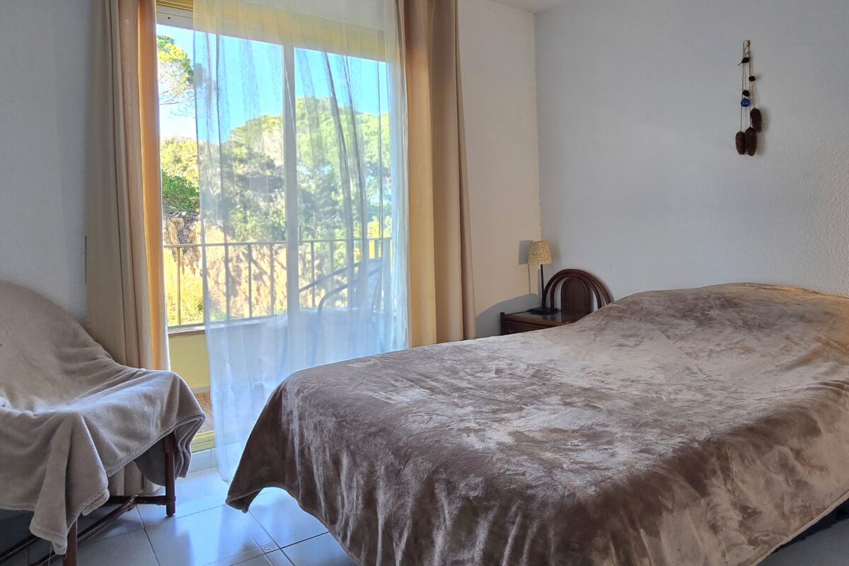 FOR SALE — Apartment with Sea View in Sant Feliu de Guíxols