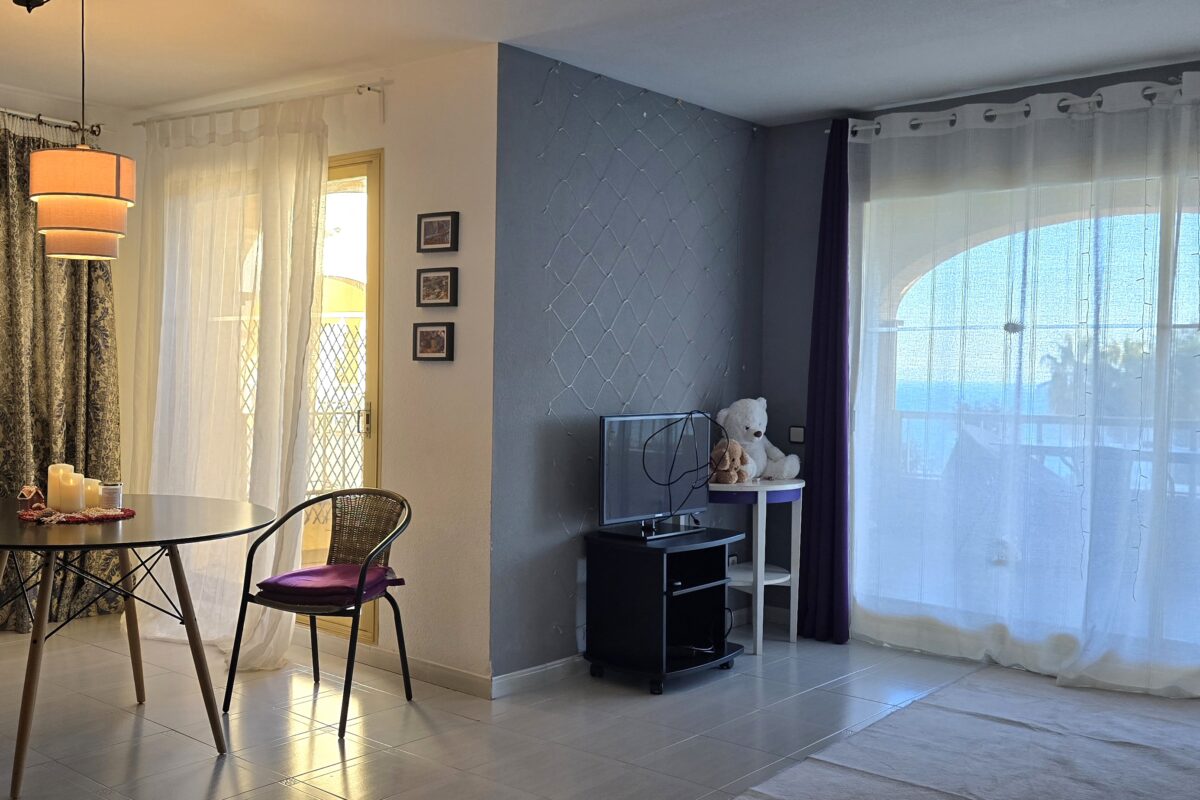FOR SALE — Apartment with Sea View in Sant Feliu de Guíxols