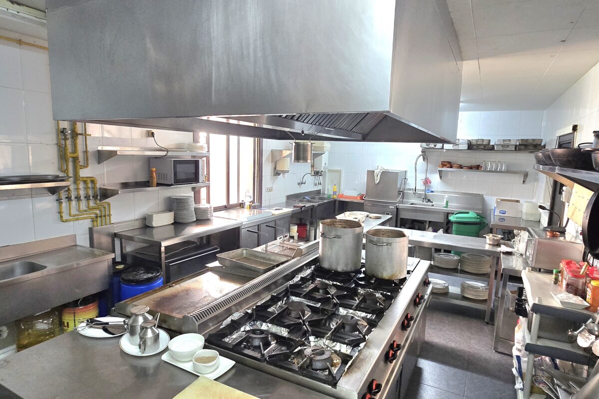 Profitable Restaurant for Sale Lloret de Mar | Freehold + Business