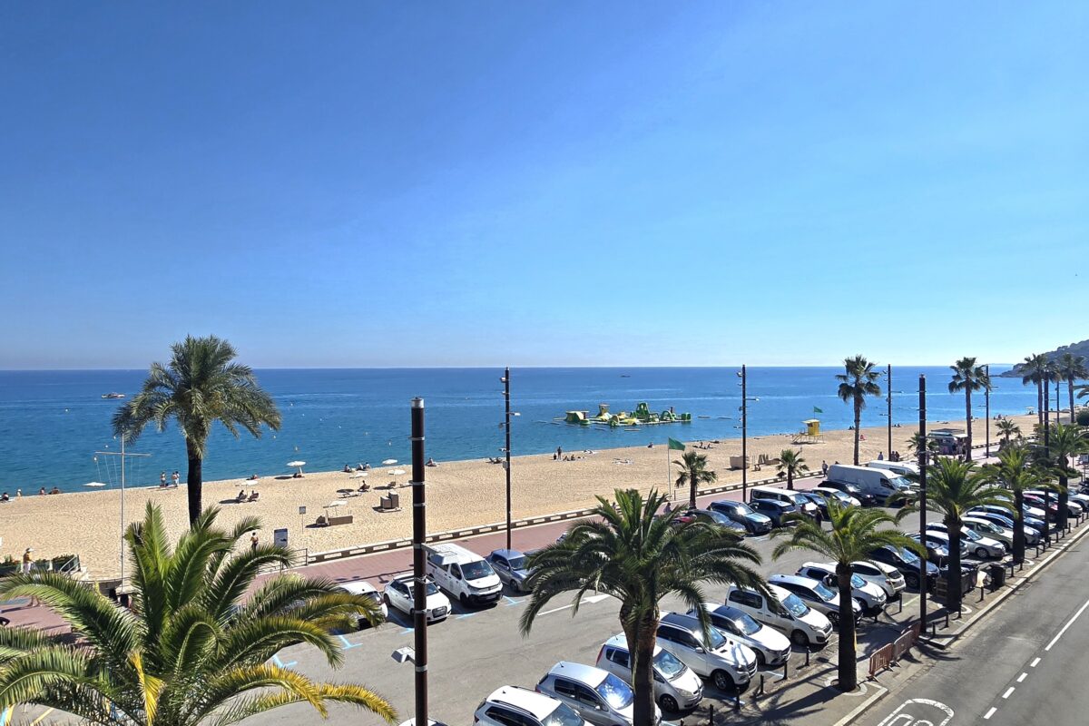 Frontline Sea View Apartment with Promenade Views | Lloret de Mar, Costa Brava